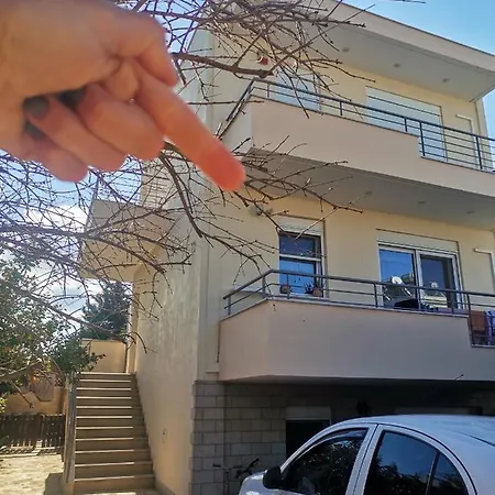 Διαμέρισμα Quiet In A Private House Λουτράκι